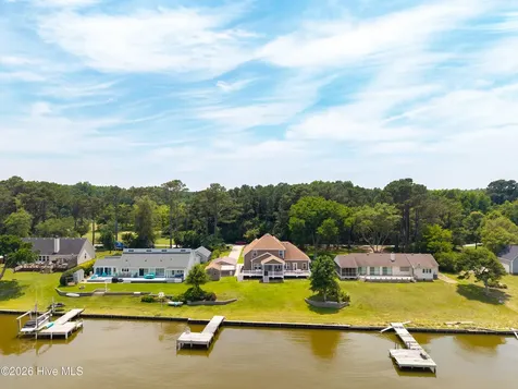 132 Romm Point Currituck NC 27929
