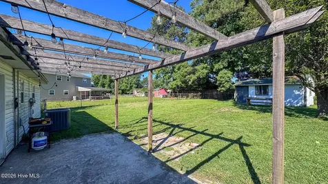 112 White Oak Boulevard Jacksonville NC 28546