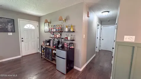 112 White Oak Boulevard Jacksonville NC 28546