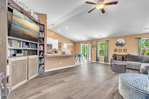 1317 Patti Lane SE Bolivia NC 28422