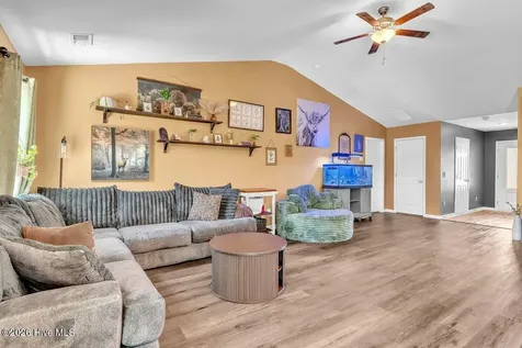 1317 Patti Lane SE Bolivia NC 28422