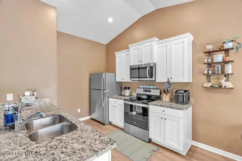 1317 Patti Lane SE Bolivia NC 28422