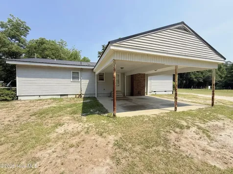 2301 S Nc 903 Highway Magnolia NC 28453