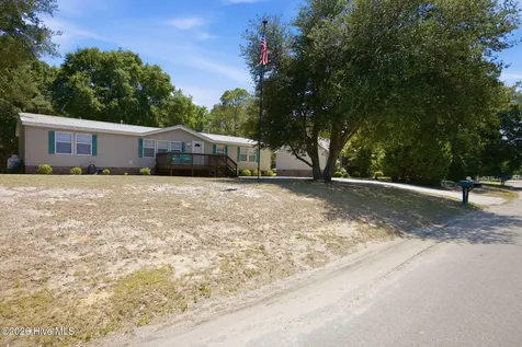 515 Mulligan Way SE Bolivia NC 28422