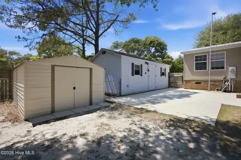 515 Mulligan Way SE Bolivia NC 28422