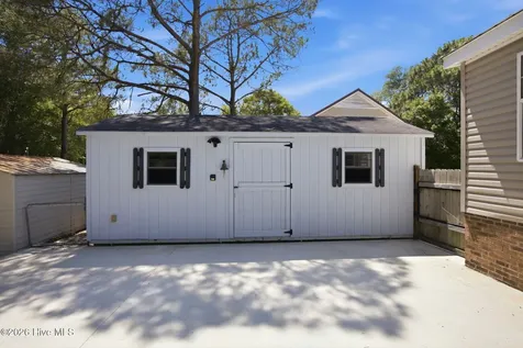 515 Mulligan Way SE Bolivia NC 28422