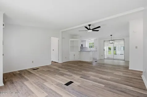2236 Fennell Road Hope Mills NC 28348