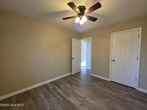 206 S Ginger Drive Hubert NC 28539