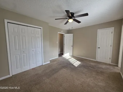206 S Ginger Drive Hubert NC 28539