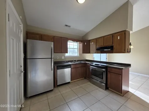 206 S Ginger Drive Hubert NC 28539