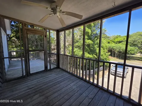 113 Craig Drive Emerald Isle NC 28594