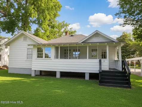 204 Jefferson Street Whiteville NC 28472