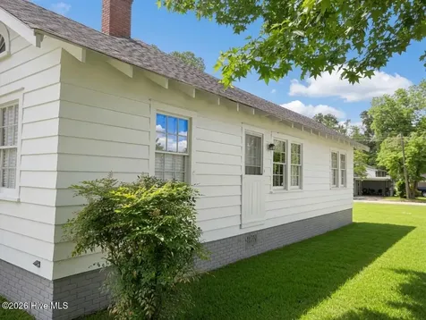 204 Jefferson Street Whiteville NC 28472