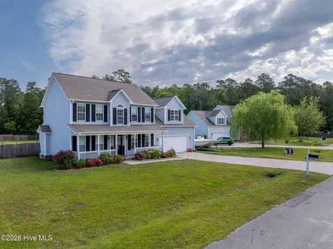 203 Honey Court E Jacksonville NC 28540