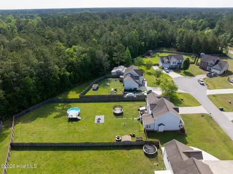 203 Honey Court E Jacksonville NC 28540