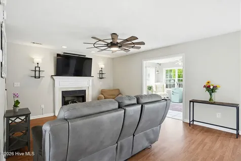 203 Honey Court E Jacksonville NC 28540