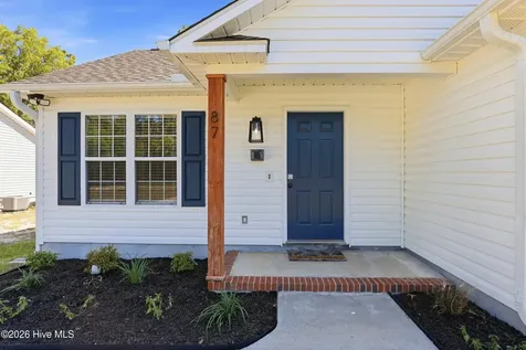87 S High Point Road Southport NC 28461