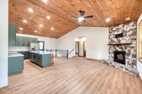140 Short Oak Run Murphy NC 28906