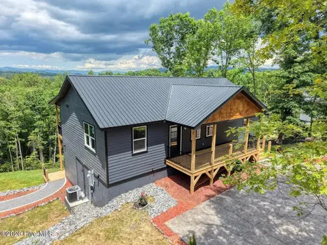 140 Short Oak Run Murphy NC 28906