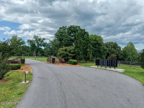 140 Short Oak Run Murphy NC 28906