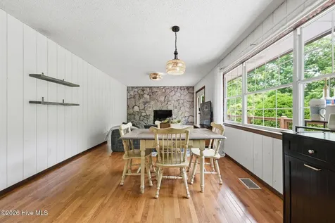 305 White Mountain Road Marble NC 28905