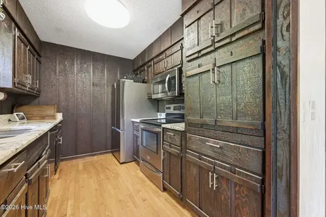 305 White Mountain Road Marble NC 28905
