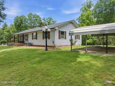 305 White Mountain Road Marble NC 28905