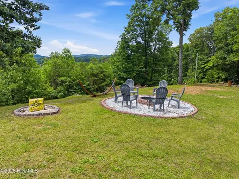 305 White Mountain Road Marble NC 28905