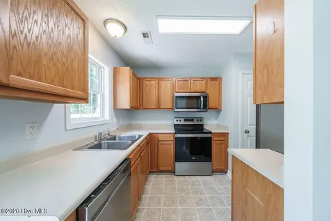 6809 Bridle Court Wilmington NC 28411