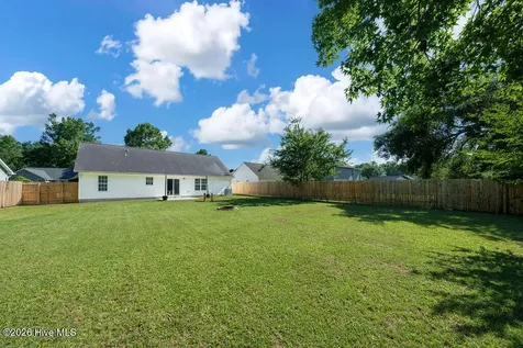 6809 Bridle Court Wilmington NC 28411