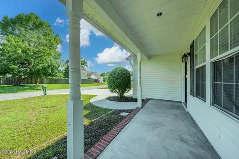 6809 Bridle Court Wilmington NC 28411