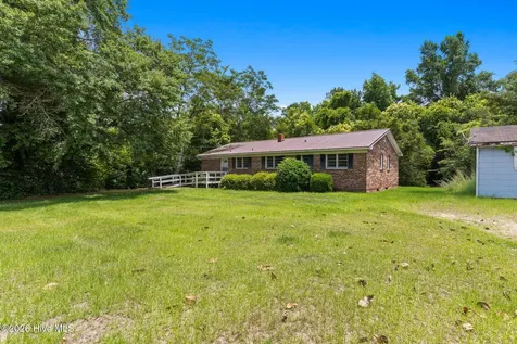 34 Elm Loop Lane Whiteville NC 28472