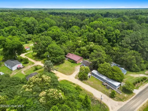 34 Elm Loop Lane Whiteville NC 28472