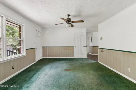 34 Elm Loop Lane Whiteville NC 28472