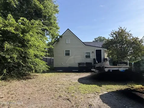 204 E Oak Street Goldsboro NC 27530