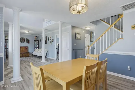 303 E Regent Court Jacksonville NC 28546