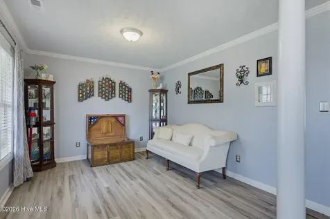 303 E Regent Court Jacksonville NC 28546