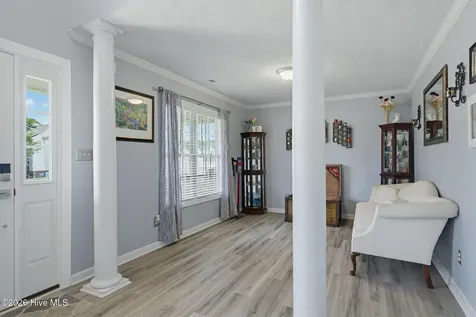 303 E Regent Court Jacksonville NC 28546