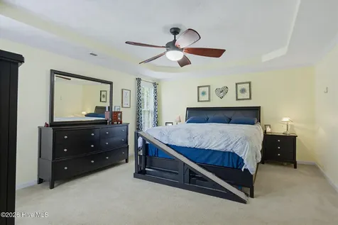 303 E Regent Court Jacksonville NC 28546