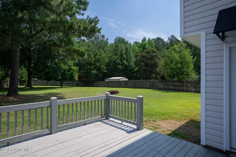 303 E Regent Court Jacksonville NC 28546