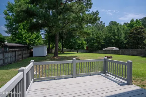 303 E Regent Court Jacksonville NC 28546