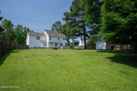 303 E Regent Court Jacksonville NC 28546