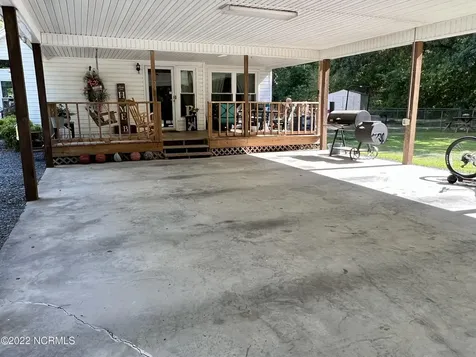 12040 Mccormick Drive Maxton NC 28364