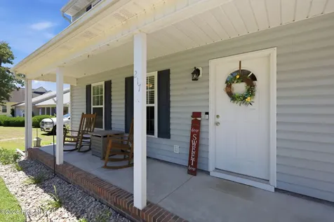 217 Marsh Hen Court Swansboro NC 28584