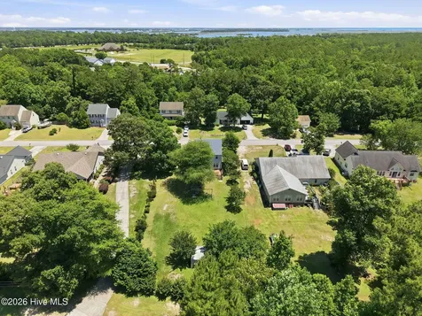 217 Marsh Hen Court Swansboro NC 28584