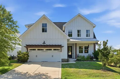 331 Spicer Lake Drive Holly Ridge NC 28445