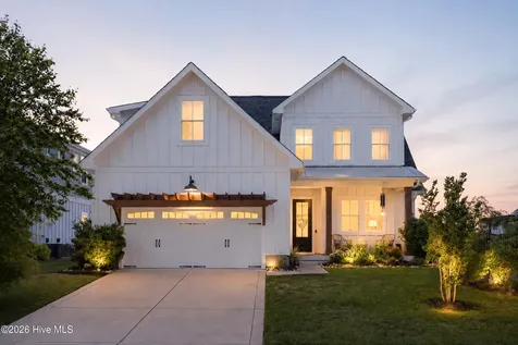 331 Spicer Lake Drive Holly Ridge NC 28445