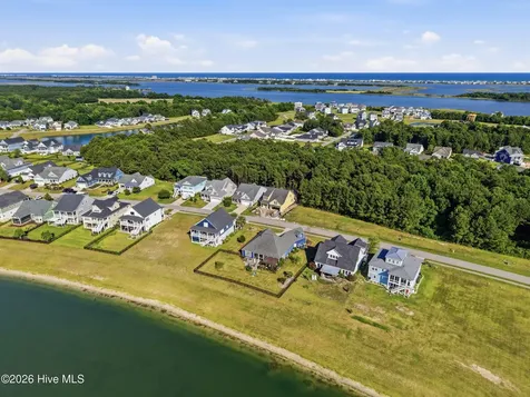 331 Spicer Lake Drive Holly Ridge NC 28445