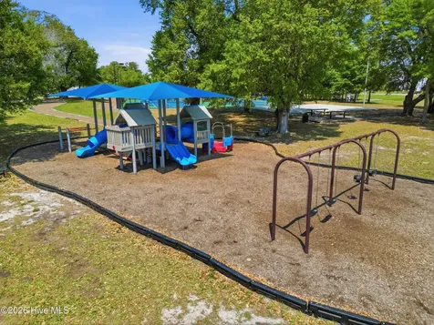331 Spicer Lake Drive Holly Ridge NC 28445