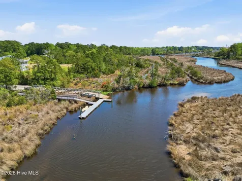 331 Spicer Lake Drive Holly Ridge NC 28445